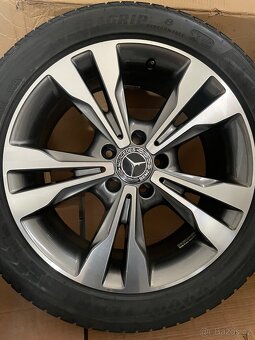 Original alu Mercedes V class W447 / Vito + 245/45/18 95% - 4