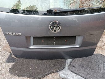 VW Touran -páté dveře, viko kufru - 4