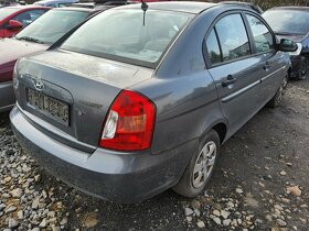 Hyundai Accent 2006 1,4i 71kW - JEZDI - DILY - 4