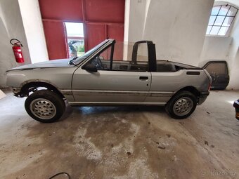 Peugeot 205 Cti kastle - 4