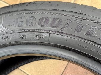 Pneu letní 235/50r19 C 111/109 T nové - 4