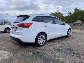 Kia Ceed Kombi 1.6 100 kW | 2017 Možnost odpočtu DPH - 4