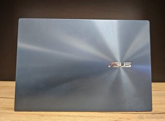 ASUS ZenBook Duo UX482 Dotyková obrazovka - 4