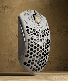 Finalmouse ULX Prophecy - Clix Medium - 4
