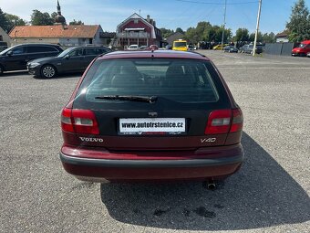 VOLVO V40 1,7i NOVÁ STK - DOBRÝ STAV - 4