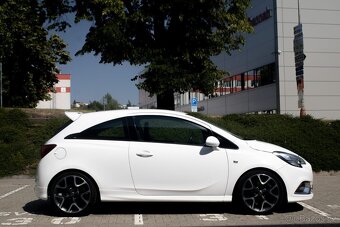 Opel Corsa OPC PERFORMANCE - 4