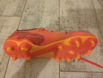 LISOVKY PUMA FUTURE 7 - 4