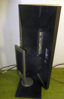 LED monitor 23 palců DELL, FullHD - 4