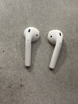Apple AirPods 2. generace - 4