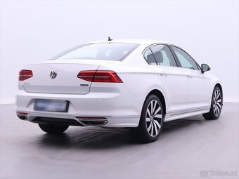 Volkswagen Passat 2,0 TSI 200kW DSG CZ R-line DPH (2019) - 4
