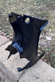 ČZ 125 175 250 deluxe, Sport - podsedlové plechy - 4