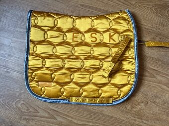 více věcí značky Equestrian Stockholm, Eskadron a Equiline - 4