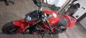 DUCATI STREETFIGHTER 848 HAVAROVANÝ - 4