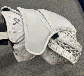 Brankářská lapačka - 4