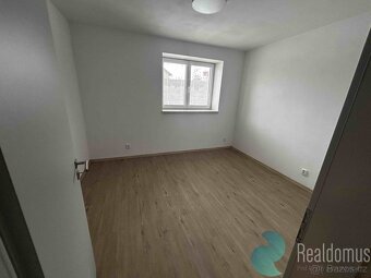 Pronájem moderního bytu 2+kk - 4