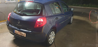 Renault Clio III. 1.5 Dci-50 Kw- R.V. 10/2006 -model 07 - 4