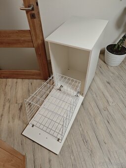 Koupelnová skříňka - 4