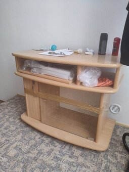 Krásný televizní stolek - 4