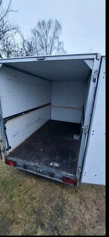 Skříňový přívěs 2t - 4