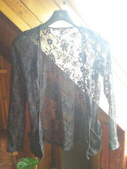 Různé dámské oblečení - 4