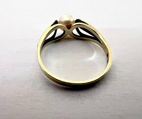 Zlatý dámský prsten s perlou– zlato 585/1000 (14 kt) 2,95 g - 4