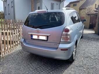 Toyota Corolla VERSO 2.2 TDI(100 KW), nová STK - 4
