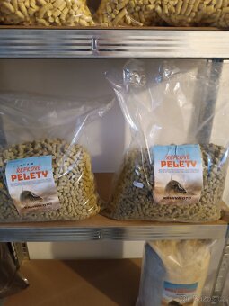 Kukuřičné a řepkové pelety na Ryby - 4