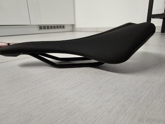 Zánovní sedlo Specialized PHENOM Comp black - 143 mm - 4