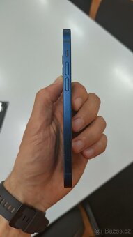 Apple iPhone 12 64GB blue,baterie 90%,skvělý stav,záruka 12m - 4