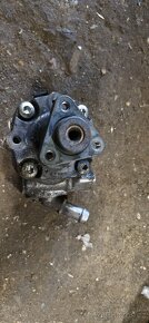 Servo cerpadlo audi A4 B8 8K 8k0145156g - 4