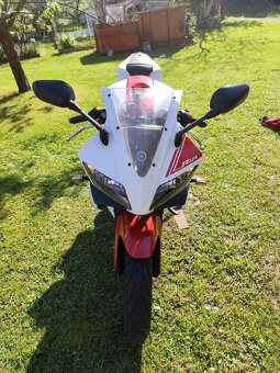 Yamaha YZF R125 - 4