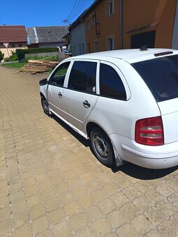 Fabie 1.4 mpi - 4