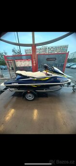 3 místný vodni skutr Yamaha VX Deluxe 1050 - 4