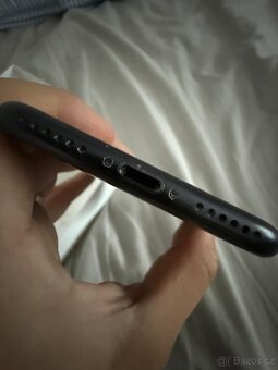 iPhone 7 32GB black - 4