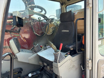 70t tunel bagr panely Liebherr R954C Litronic panelování - 4