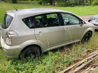 Toyota Corolla verso - 4
