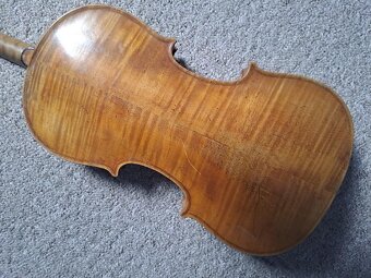 Housle celé, 220 let staré, italské produkce,na opravu - 4