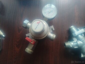 NARÁŽEČ PLOCHÝ+ REDUKČNÍ VENTIL - 4