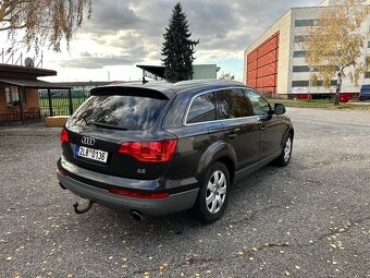 AUDI Q7 4.2 FSI 257KW 7 MÍST - 4