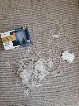 Světelný LED řetěz Závěsy z vloček zn. Livarno - 4