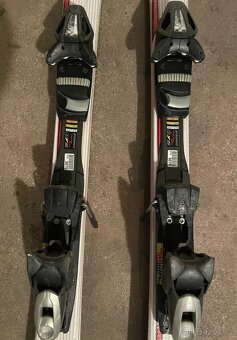 DĚTSKÉ CARVINGOVÉ LYŽE HEAD TEAM SHAPE 72 142cm - 4