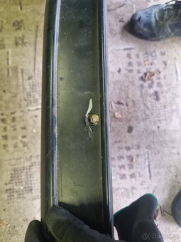 BMW e30 přední podnárazník chrom - 4