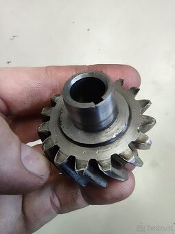 KMZ K750 - ozubene kolo dynama - 4