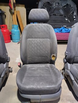 Sedačky škoda Octavia - 4