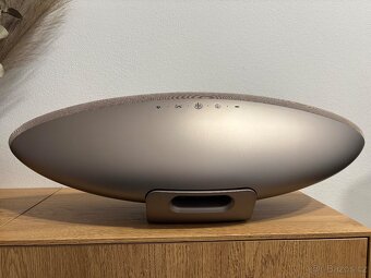 Bowers & Wilkins Zeppelin Pro - 4