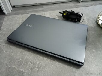 Acer Aspire E17 E5-771G-54MQ - 4