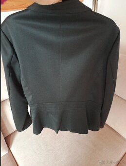 Krásné dámské černé sako v.44 - 4