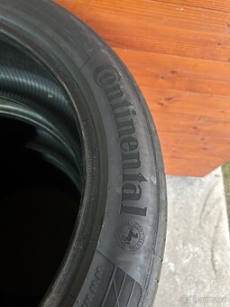 Pneu 235/45R18 94w - 4