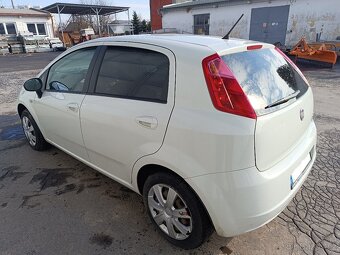 Fiat Grande Punto - 4