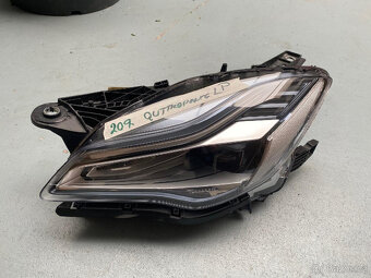 Maserati Quattroporte - 4